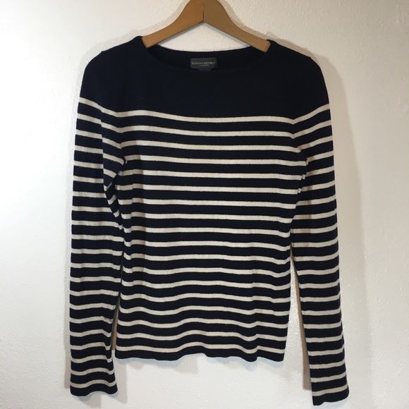 Banana Republic Sweaters - Vintage Banana Republic Cashmere Sweater